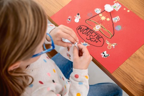 Papierowe naklejki o teksturze lnu - Świąteczne zwierzęta Z-Design 52293 AVERY ZWECKFORM Papierowe naklejki o teksturze lnu - Świąteczne zwierzęta Z-Design 52293 AVERY ZWECKFORM