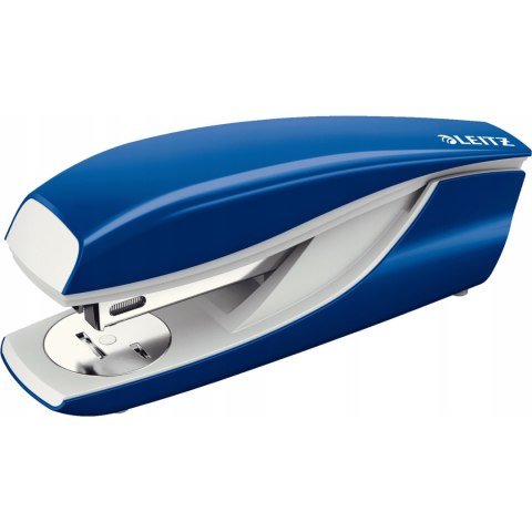 Zszywacz 55020 LEITZ niebieski 24-26/6 30k średni metalowy 55020035 Zszywacz 55020 LEITZ niebieski 24-26/6 30k średni metalowy 55020035
