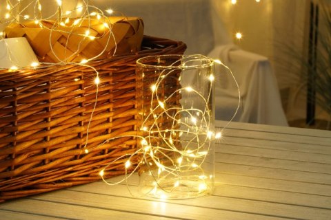 Lampki dekoracyjne 5m MODEE ciepła barwa 100 led zasilanie 3xAA/LR6 ML-C1011 Lampki dekoracyjne 5m MODEE ciepła barwa 100 led zasilanie 3xAA/LR6 ML-C1011